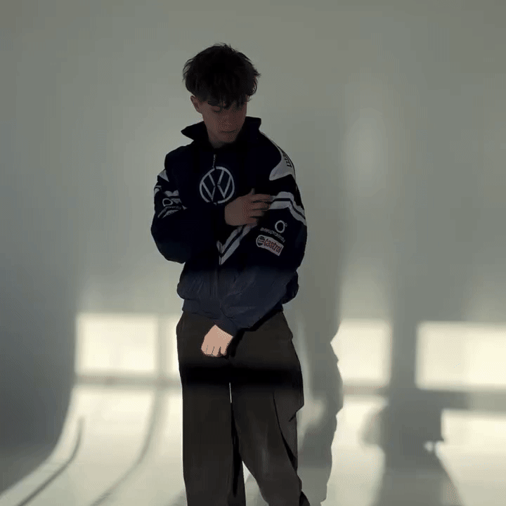 *NEW* Volkswagen Vintage Racing Jacket - Image 3